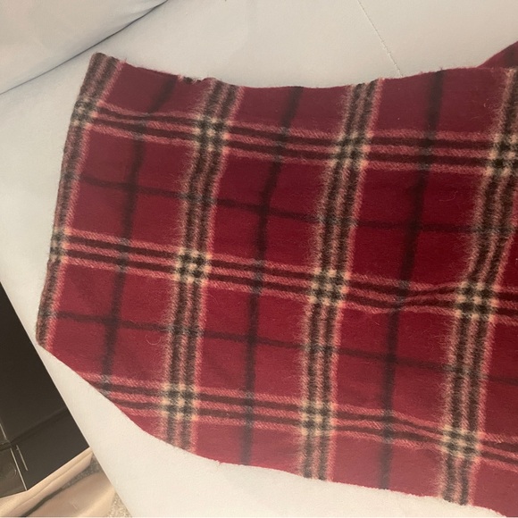 Cashmere Scarf - Picture 2 of 2